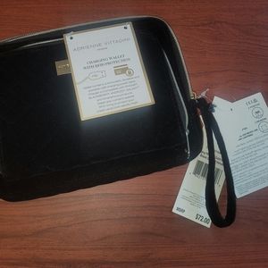 Charging FRNT PKT Clutch Black Quilted Velvet Adrienne Vittadini